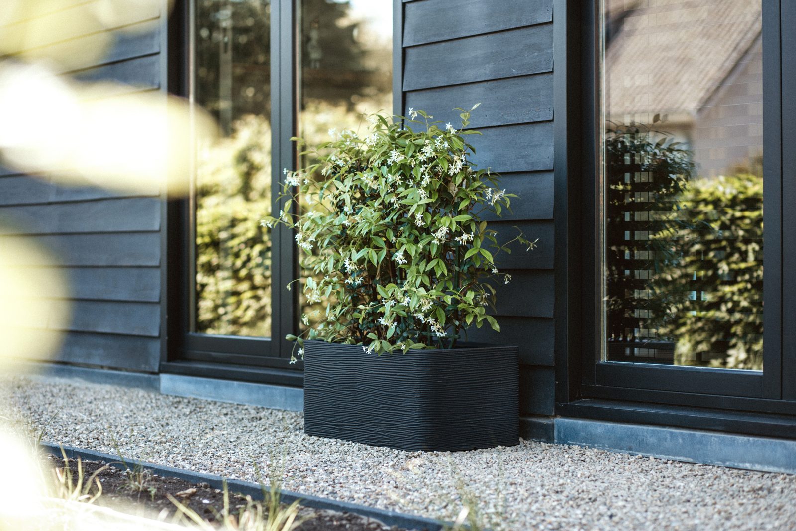 Planter Rectangle Rib Black