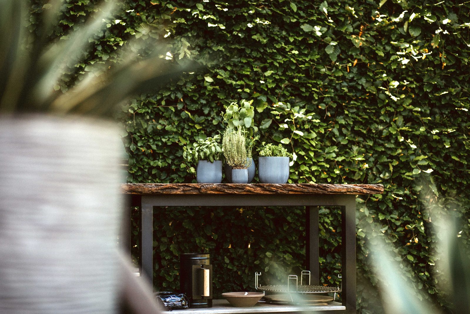 Indoor Groove Planter Ball Anthracite